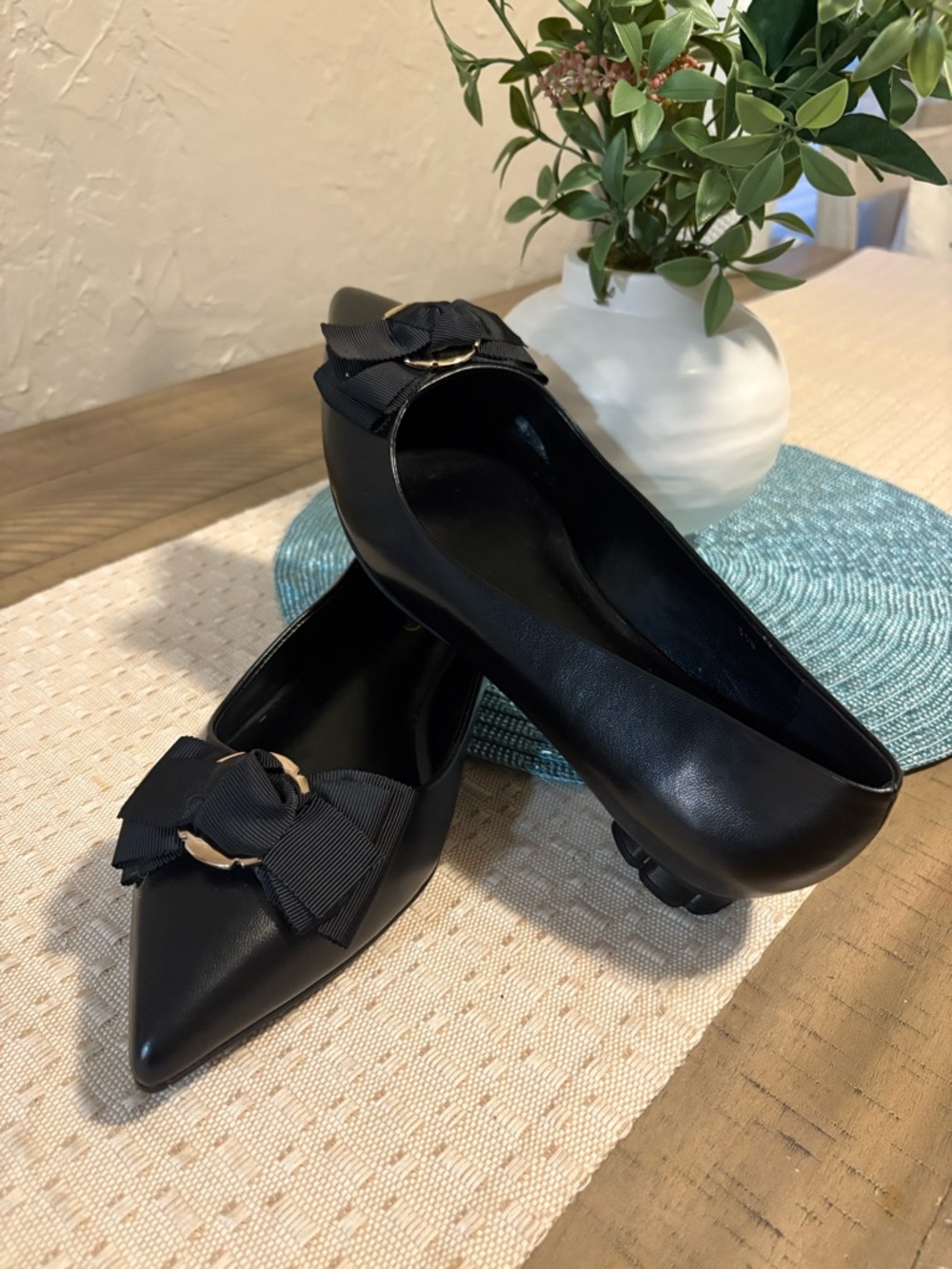Midnight Velvet Black Pointed-Toe Bow Heels - Picture 2 of 16